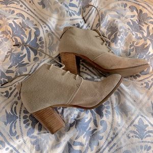 TOMS heeled bootie LIKE NEW